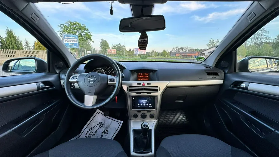 OPEL Astra -