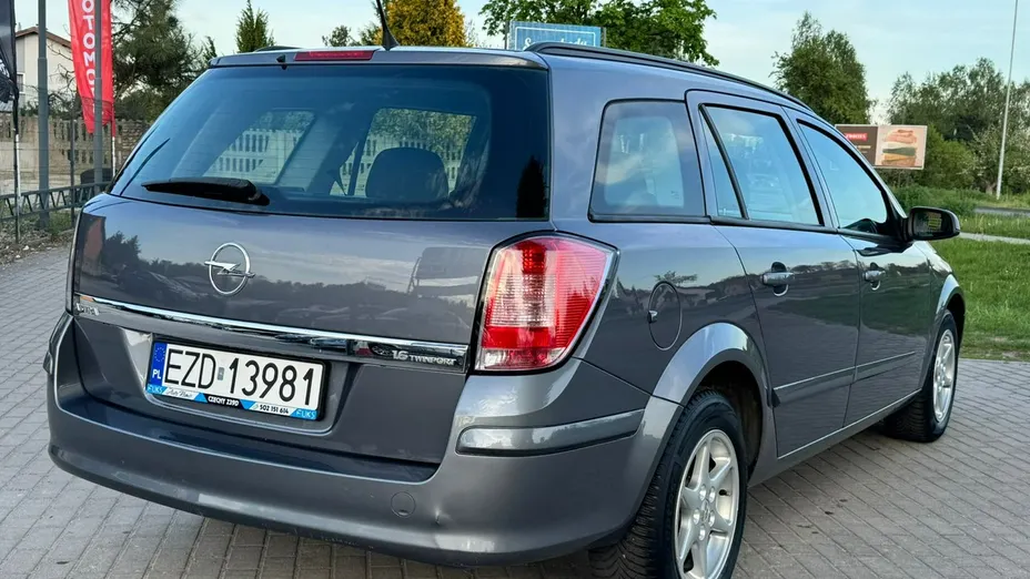 OPEL Astra -
