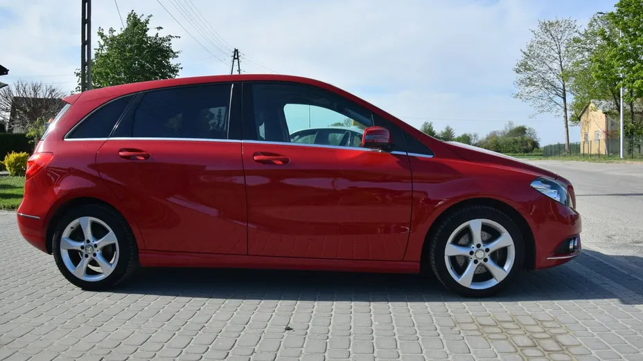 MERCEDES-BENZ B Klasa -