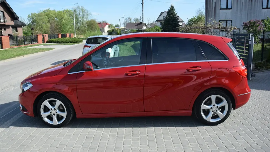 MERCEDES-BENZ B Klasa -