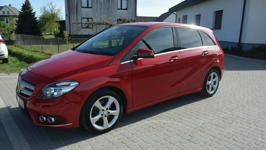 MERCEDES-BENZ B Klasa -