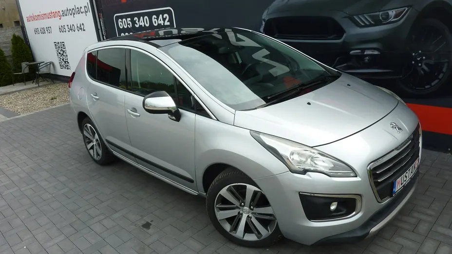 PEUGEOT 3008 -