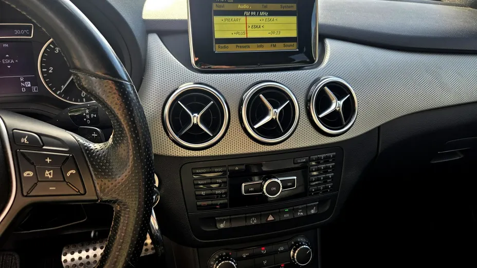MERCEDES-BENZ B Klasa -