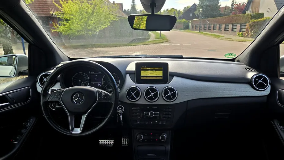 MERCEDES-BENZ B Klasa -