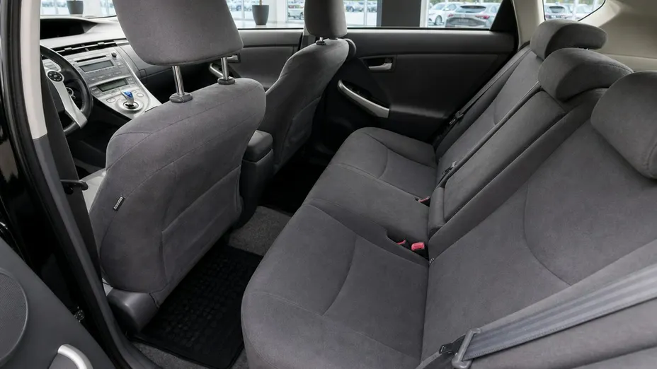 TOYOTA Prius -