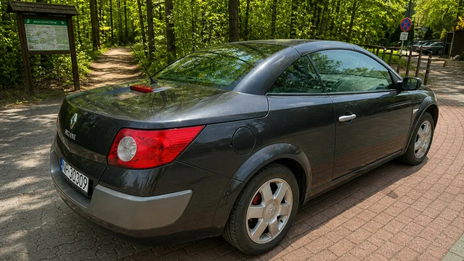RENAULT Megane -