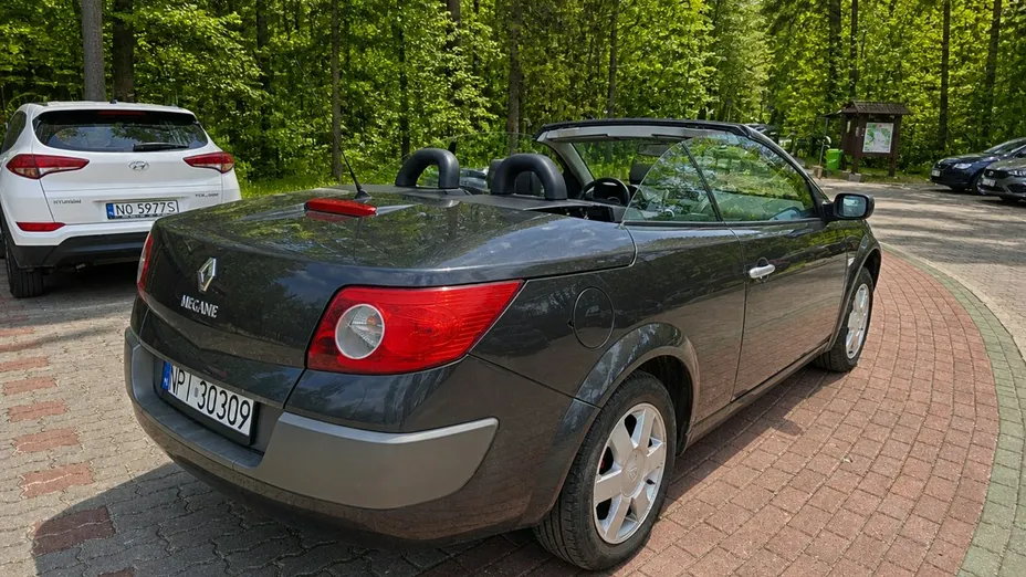 RENAULT Megane -