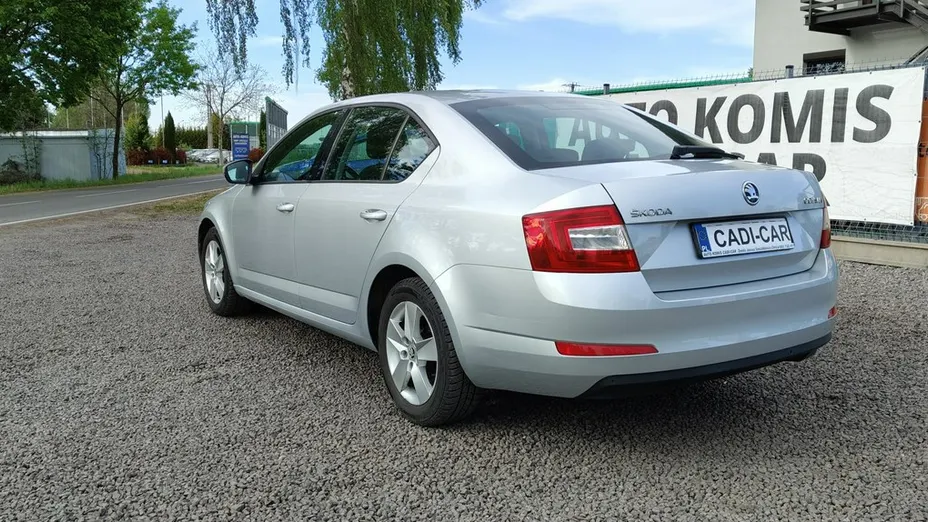 SKODA Octavia -