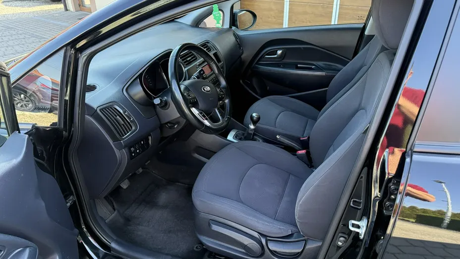 KIA Rio -