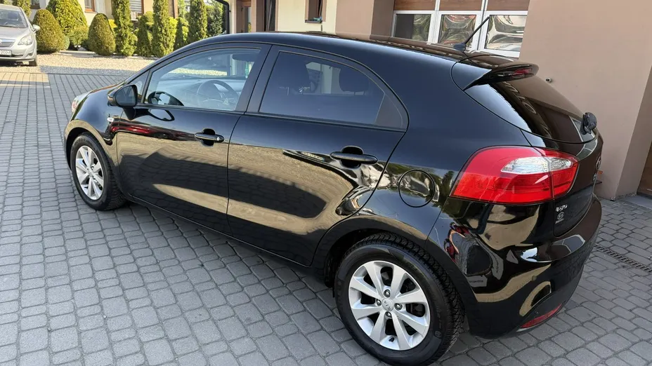 KIA Rio -