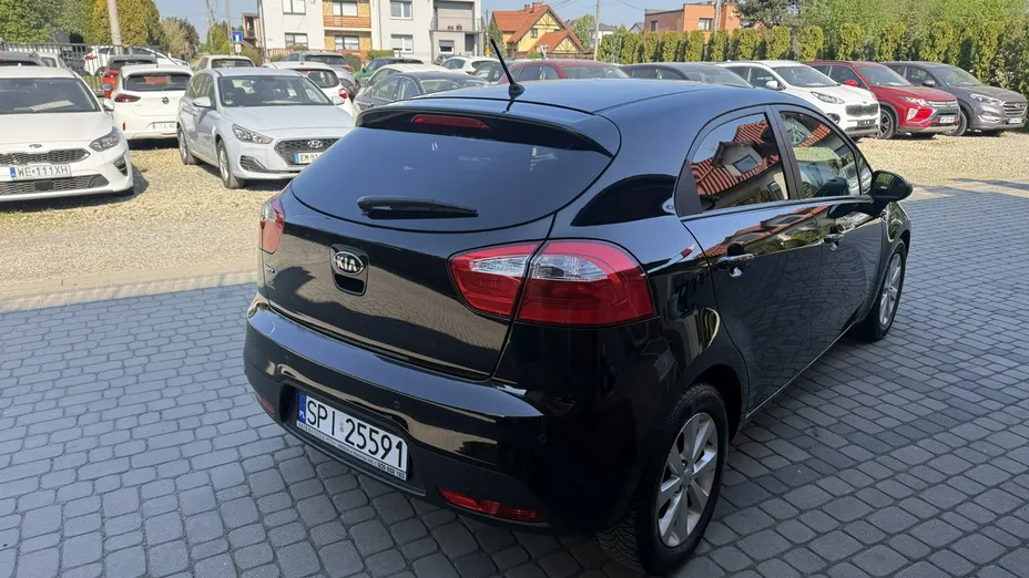 KIA Rio -