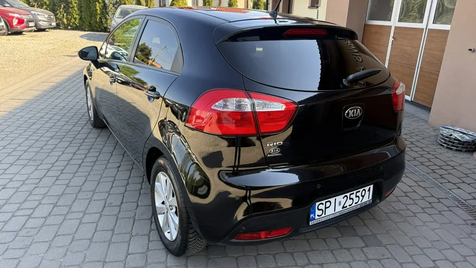 KIA Rio -