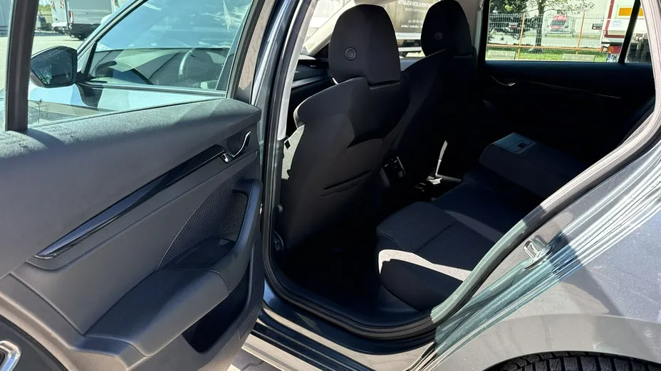 SKODA Octavia -