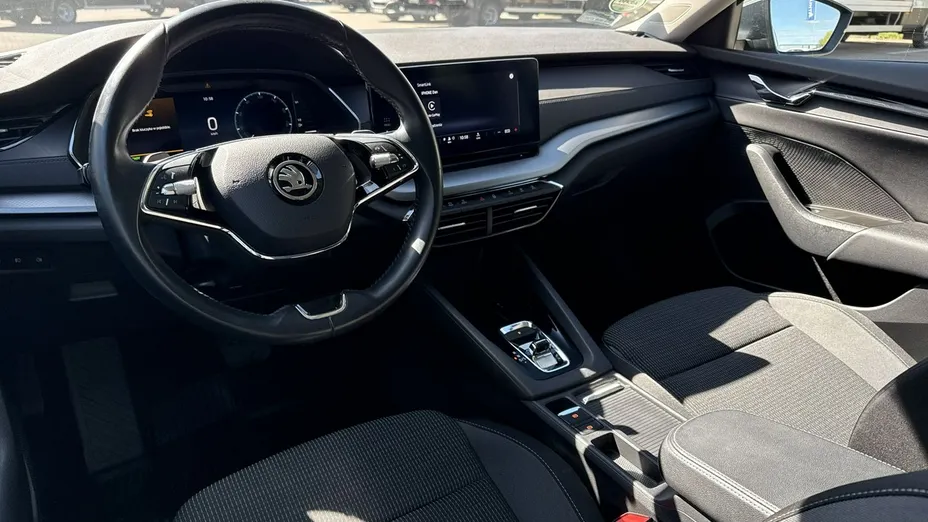 SKODA Octavia -