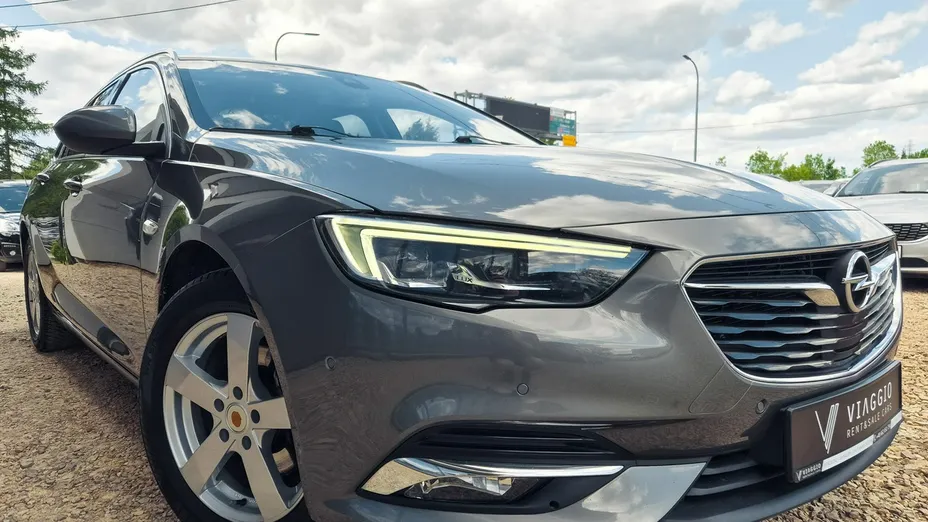 OPEL Insignia -