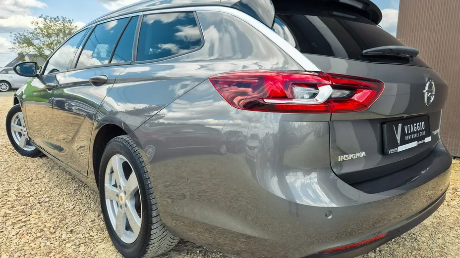 OPEL Insignia -