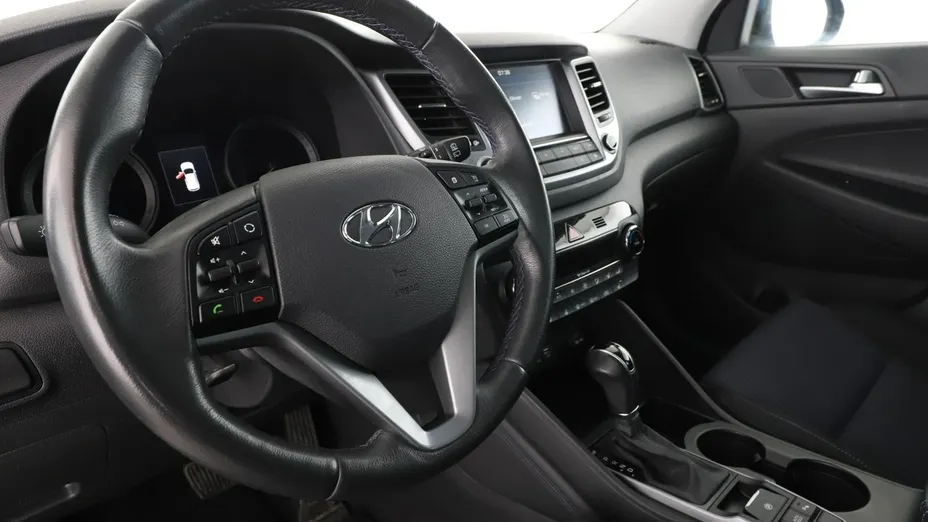 HYUNDAI Tucson -