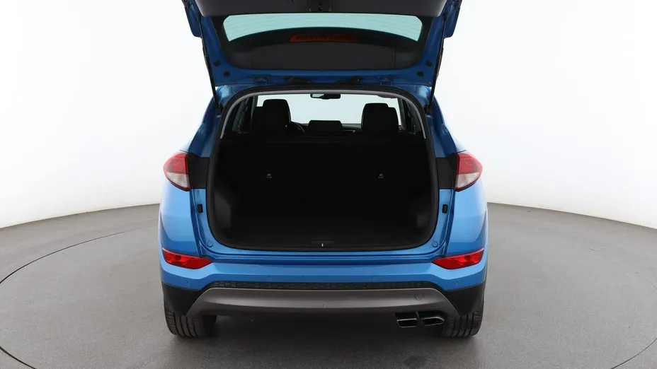 HYUNDAI Tucson -