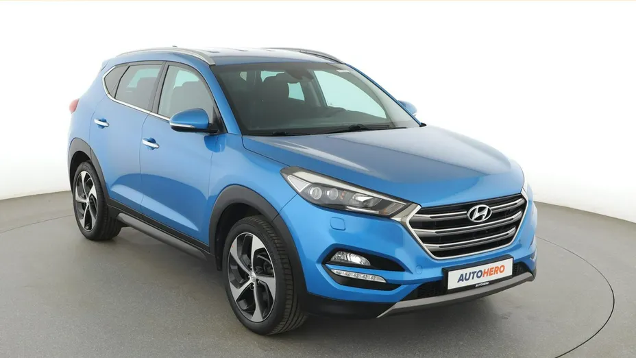 HYUNDAI Tucson -