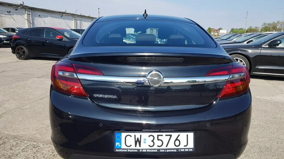 OPEL Insignia -