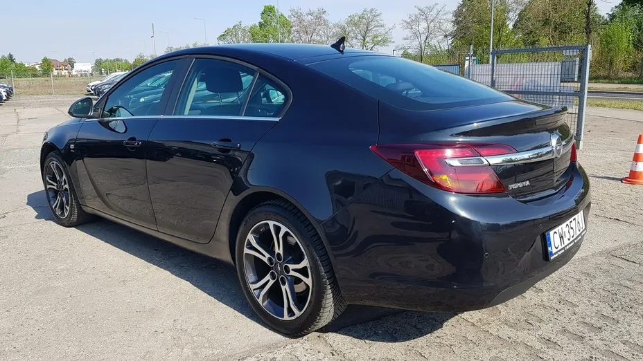 OPEL Insignia -