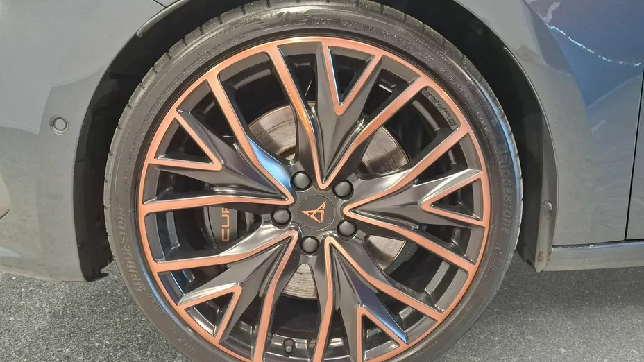 CUPRA Leon Sportstourer -