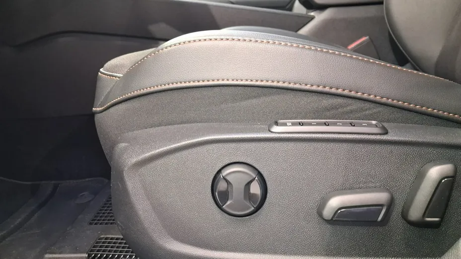 CUPRA Leon Sportstourer -