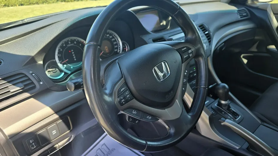 HONDA Accord -