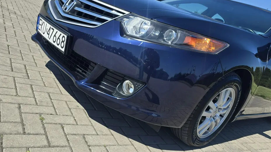 HONDA Accord -