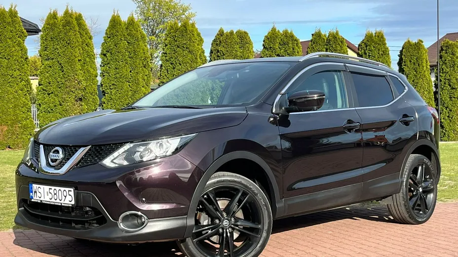 NISSAN Qashqai -