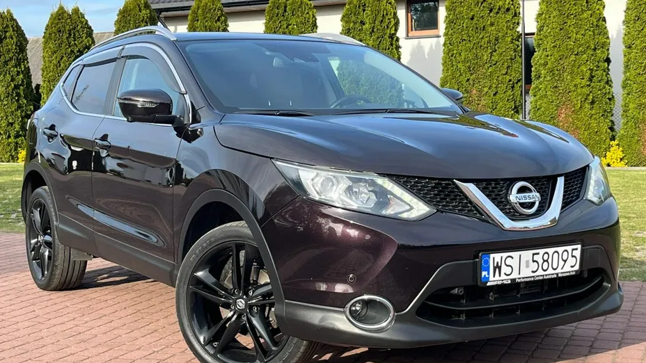 NISSAN Qashqai -