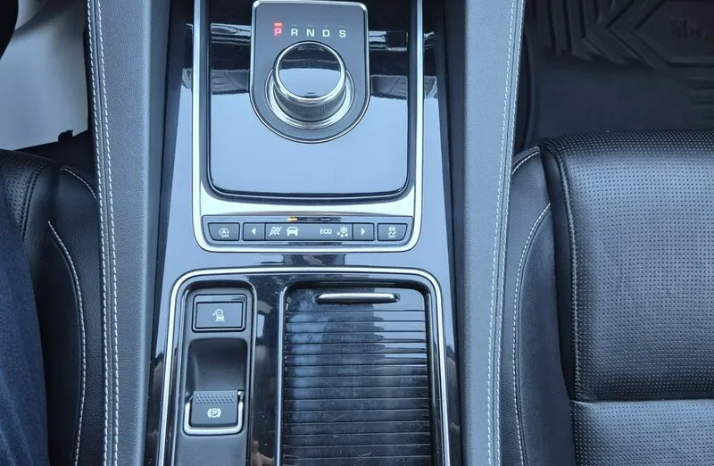 JAGUAR F-Pace -