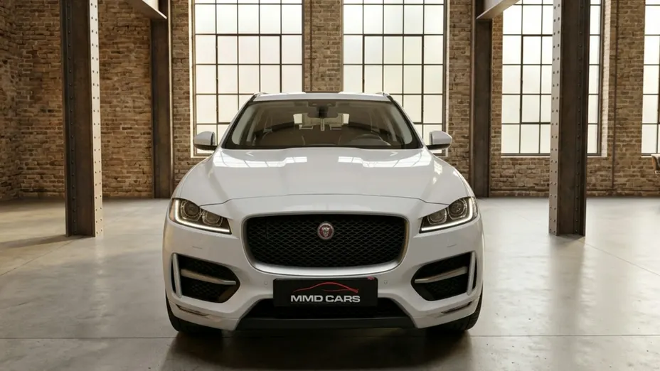 JAGUAR F-Pace -