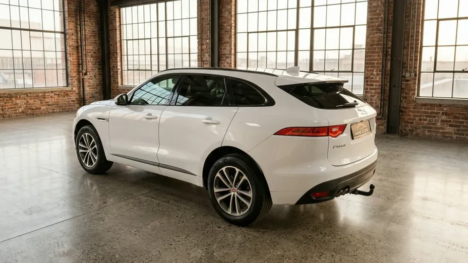 JAGUAR F-Pace -