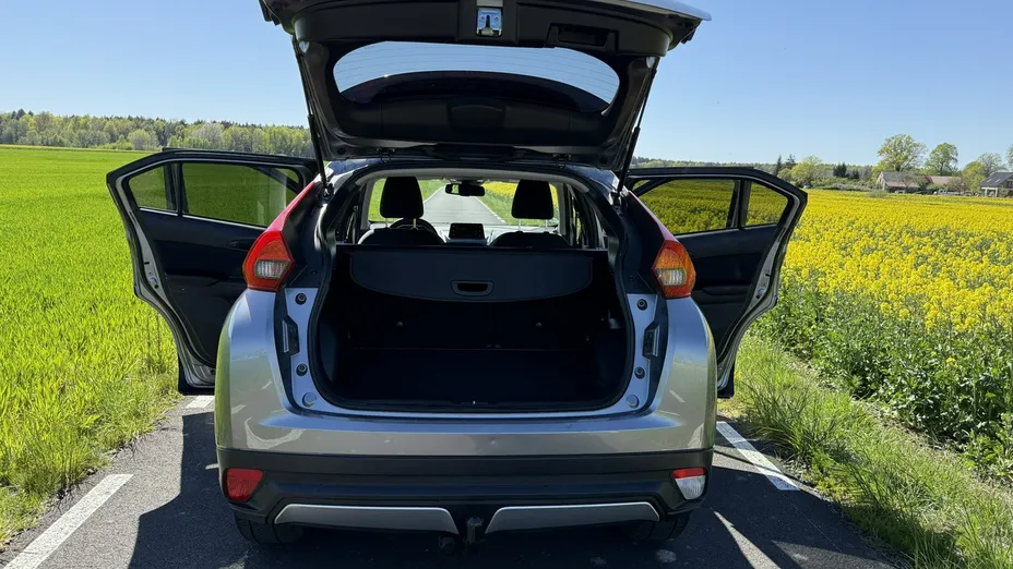 MITSUBISHI Eclipse Cross -