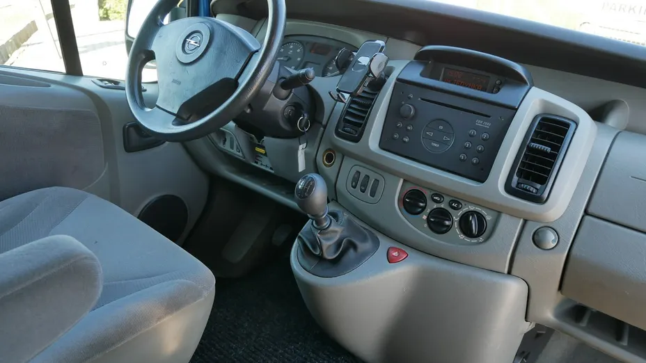 OPEL Vivaro -