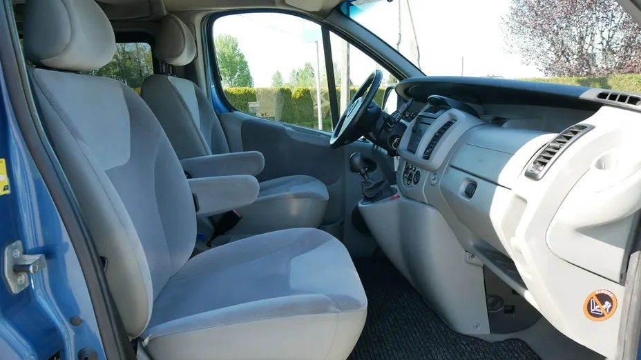 OPEL Vivaro -