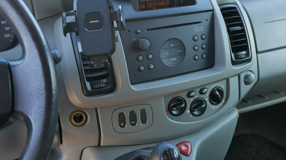 OPEL Vivaro -
