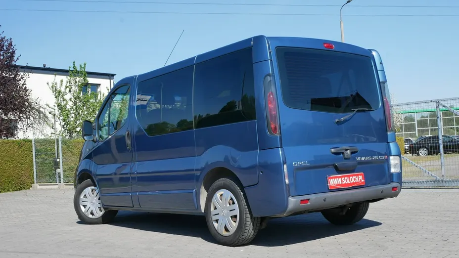 OPEL Vivaro -