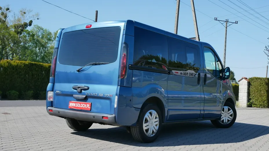 OPEL Vivaro -