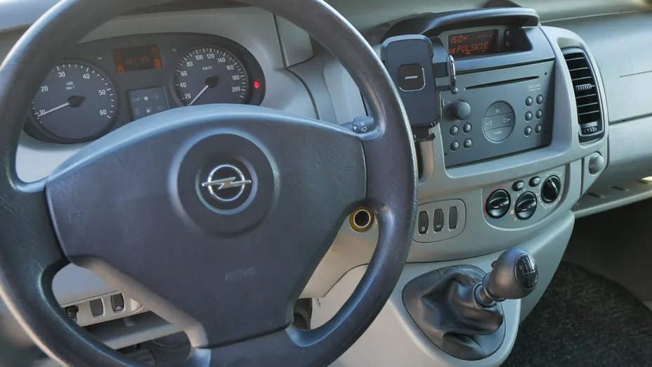OPEL Vivaro -