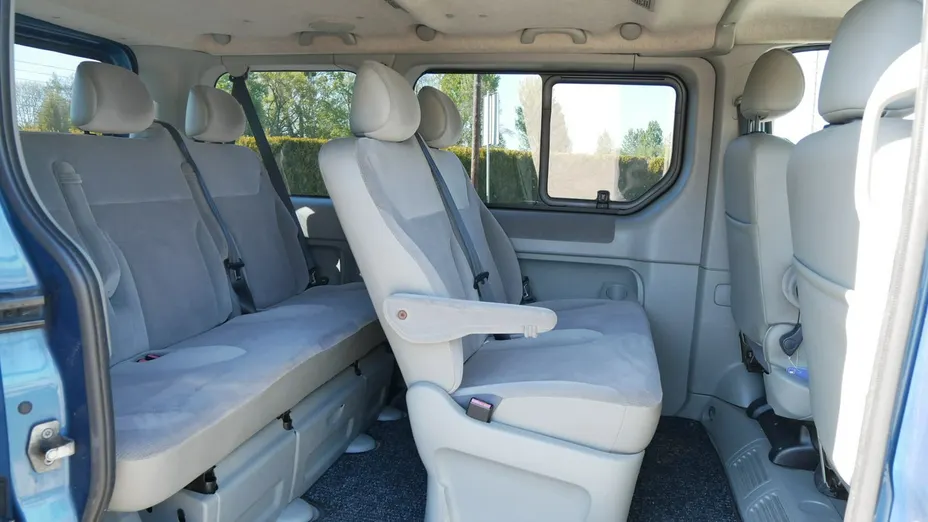 OPEL Vivaro -