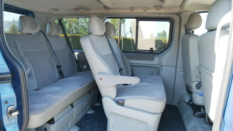 OPEL Vivaro -