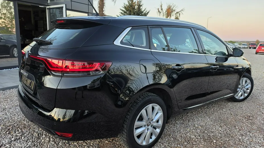 RENAULT Megane -
