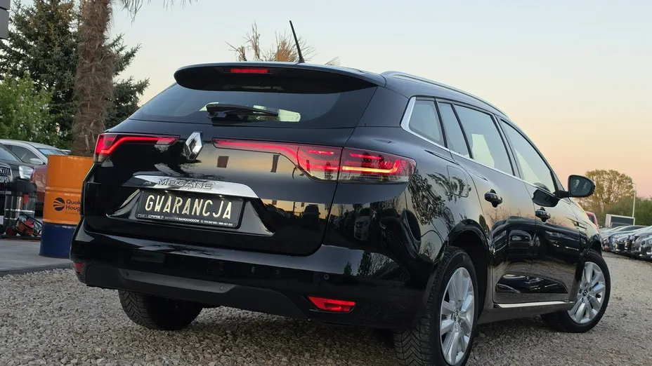RENAULT Megane -