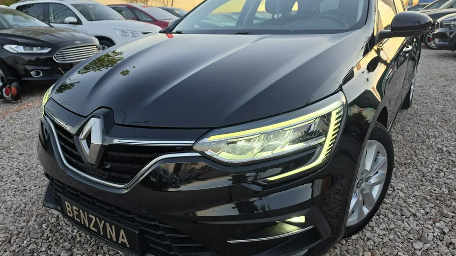 RENAULT Megane -