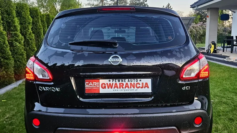 NISSAN Qashqai -
