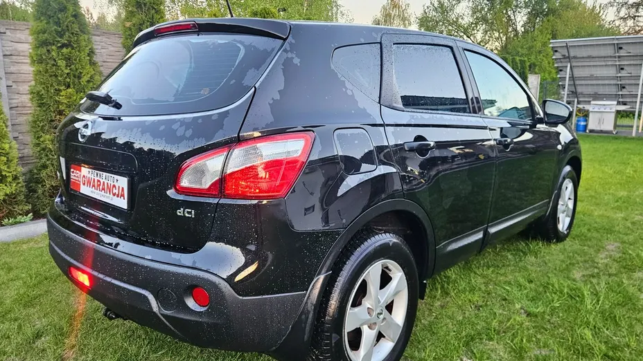 NISSAN Qashqai -