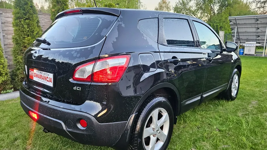 NISSAN Qashqai -