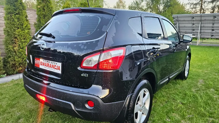 NISSAN Qashqai -